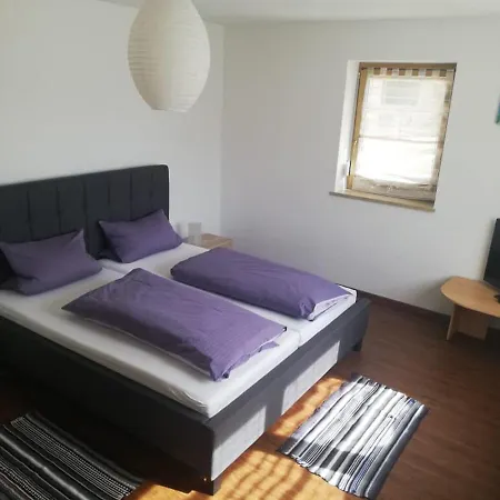 Ferienwohnung Und Sommerhaus Unter Der Burg Falkenberg  Eksteriør billede